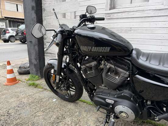 HARLEY-DAVIDSON-SPORTSTER ROADSTER-2018