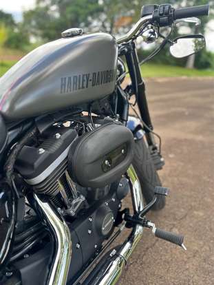 HARLEY-DAVIDSON-SPORTSTER ROADSTER-2018