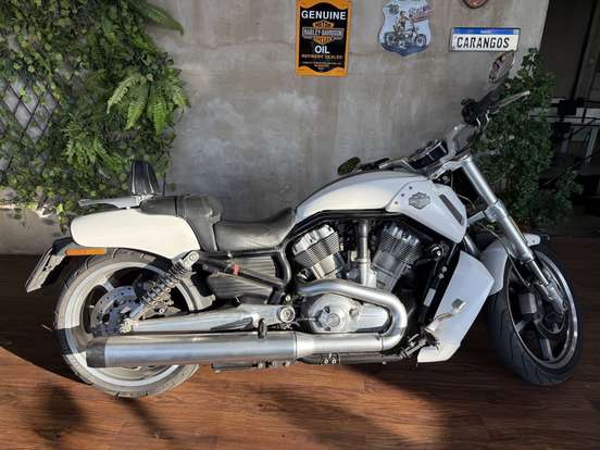 HARLEY-DAVIDSON-V-ROD MUSCLE HARLEY-DAVIDSON-V-ROD MUSCLE-2012