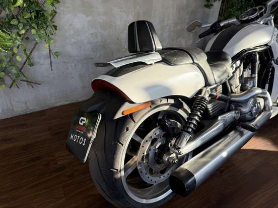 HARLEY-DAVIDSON-V-ROD MUSCLE HARLEY-DAVIDSON-V-ROD MUSCLE-2012