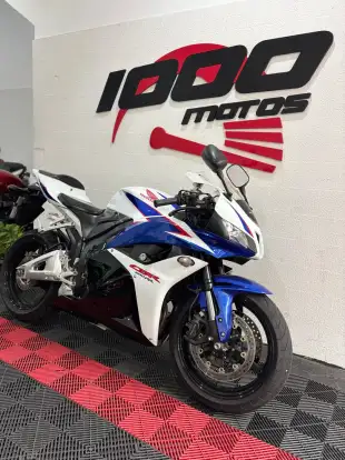 HONDA-CBR 600RR-2011
