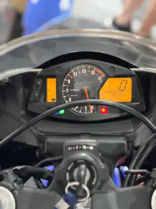 HONDA-CBR 600RR-2011