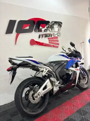 HONDA-CBR 600RR-2011