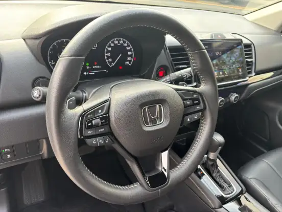 HONDA-CITY-1.5 i-VTEC FLEX HATCH TOURING CVT HONDA-CITY-2024