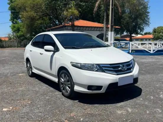 HONDA-CITY-1.5 LX 16V FLEX 4P AUTOMÁTICO HONDA-CITY-2014