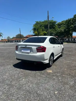 HONDA-CITY-1.5 LX 16V FLEX 4P AUTOMÁTICO HONDA-CITY-2014