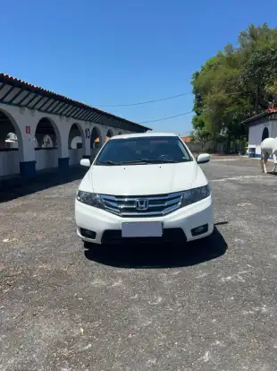 HONDA-CITY-1.5 LX 16V FLEX 4P AUTOMÁTICO HONDA-CITY-2014