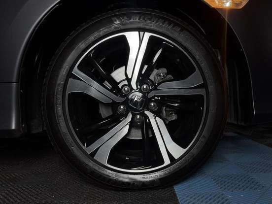 HONDA-CIVIC-2018