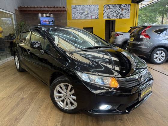 HONDA CIVIC 1.8 LXS 16V FLEX 4P MANUAL