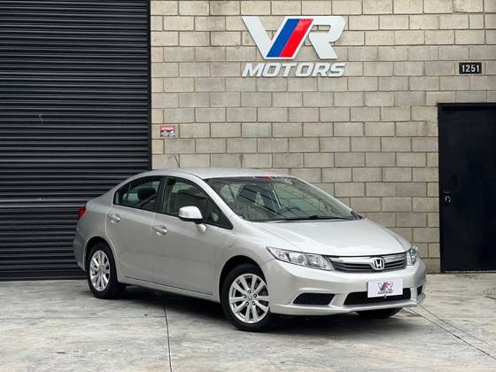HONDA CIVIC 1.8 LXS 16V FLEX 4P MANUAL