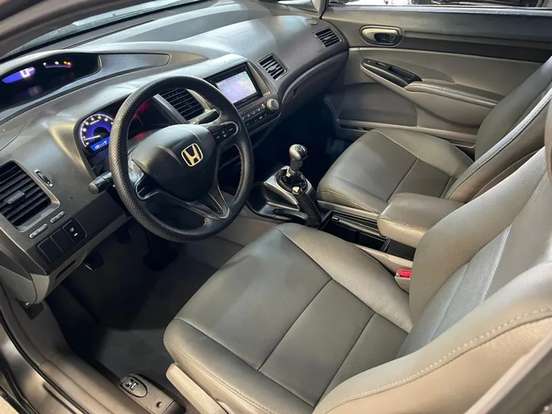 HONDA-CIVIC-2010