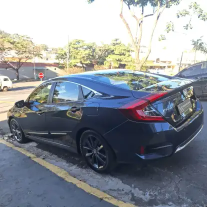 HONDA-CIVIC-2021