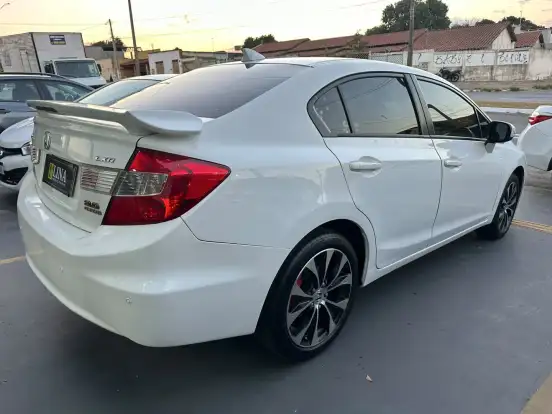 HONDA-CIVIC-2015