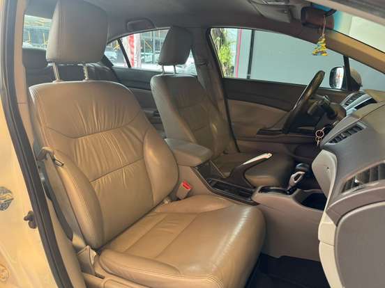 HONDA-CIVIC-2013
