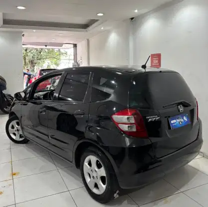HONDA-FIT-1.4 LX 16V FLEX 4P AUTOMÁTICO HONDA-FIT-2009