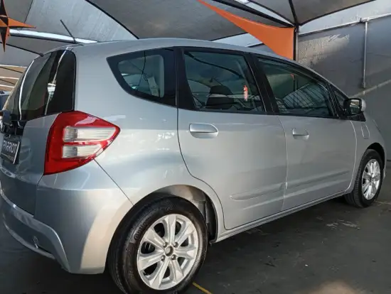 HONDA-FIT-2013