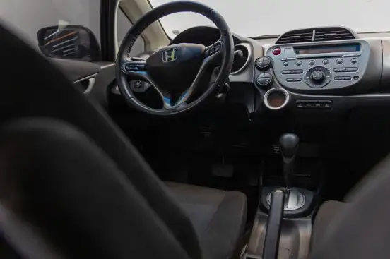 HONDA-FIT-2012