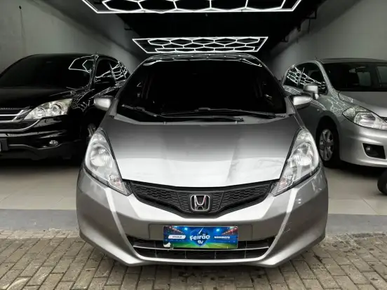 HONDA-FIT-2010