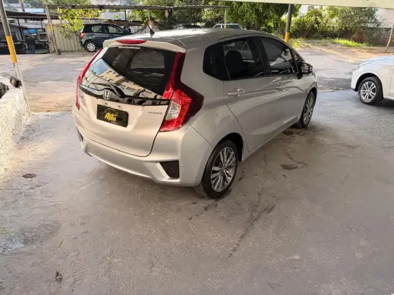 HONDA-FIT-2015