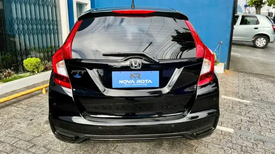 HONDA-FIT-2017