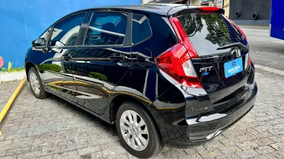 HONDA-FIT-2017