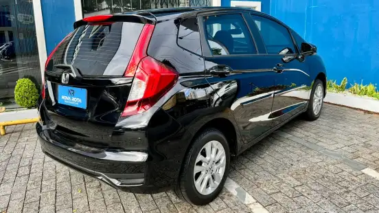HONDA-FIT-2017