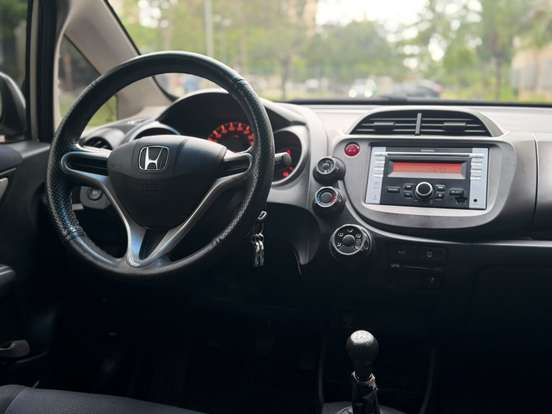 HONDA-FIT-1.4 LX 16V FLEX 4P AUTOMÁTICO HONDA-FIT-2013