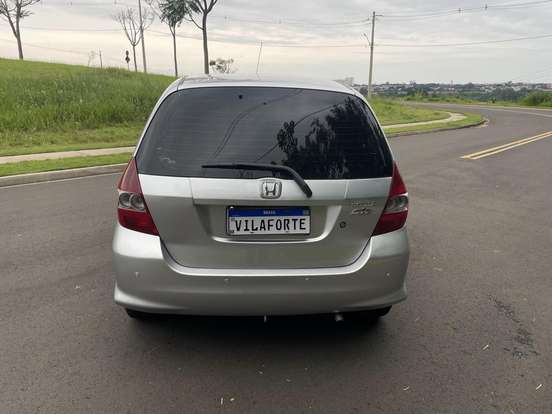 HONDA-FIT-2006