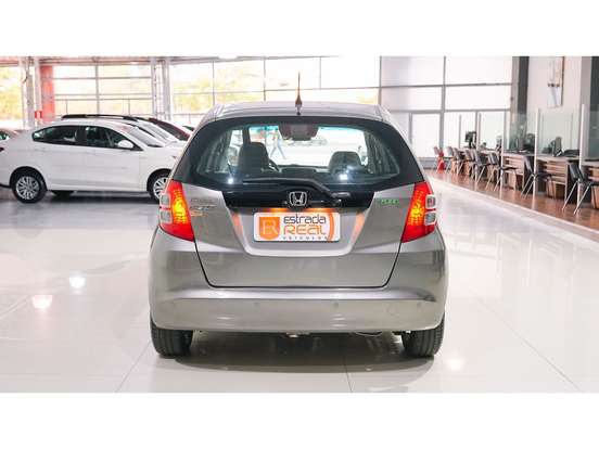 HONDA-FIT-2010