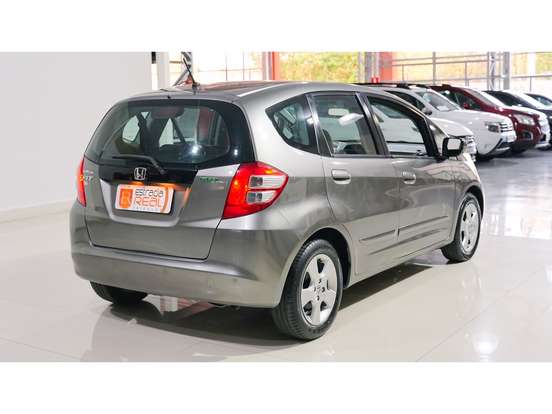 HONDA-FIT-2010