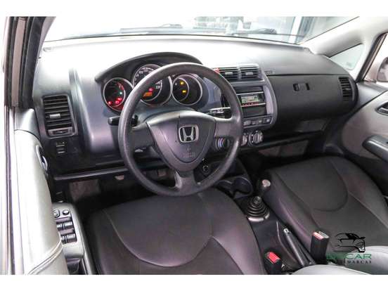 HONDA-FIT-2003