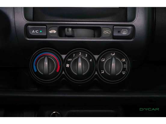 HONDA-FIT-2003