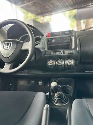 HONDA-FIT-1.4 LXL 8V FLEX 4P MANUAL HONDA-FIT-2005