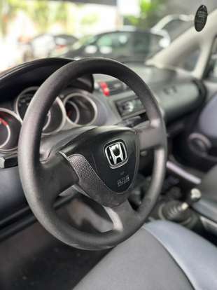 HONDA-FIT-1.4 LXL 8V FLEX 4P MANUAL HONDA-FIT-2005