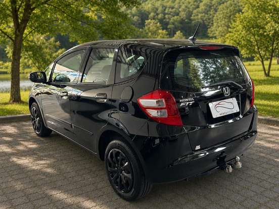 HONDA-FIT-2010