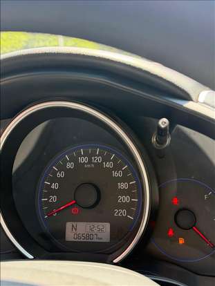 HONDA-FIT-2016