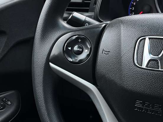 HONDA-FIT-2015