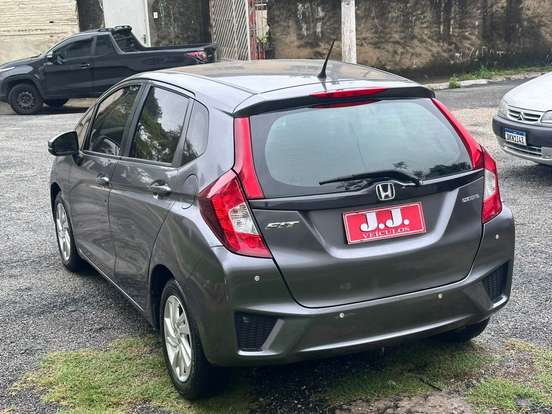 HONDA-FIT-2014
