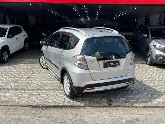 HONDA-FIT-2013