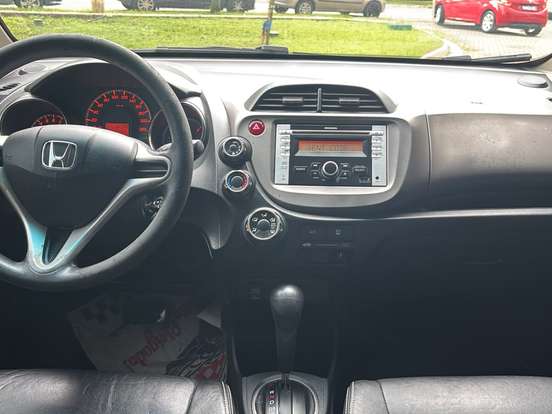 HONDA-FIT-1.5 TWIST 16V FLEX 4P AUTOMÁTICO HONDA-FIT-2013