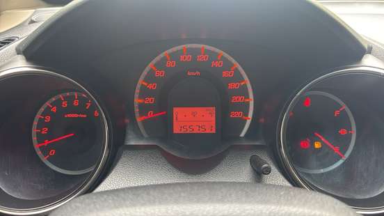 HONDA-FIT-2013