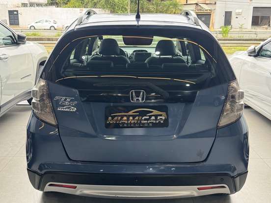 HONDA-FIT-2012