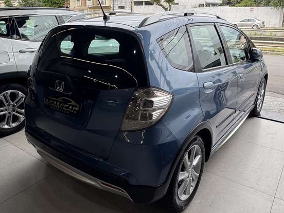 HONDA-FIT-2012