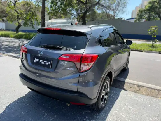 HONDA-HR-V-2015