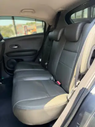 HONDA-HR-V-2015