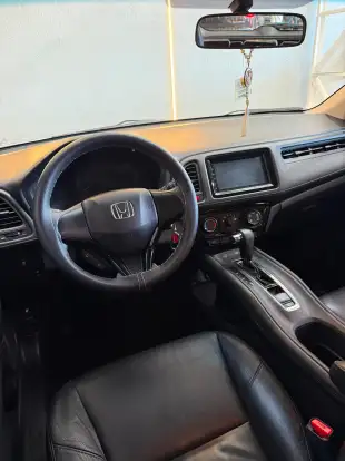 HONDA-HR-V-2015