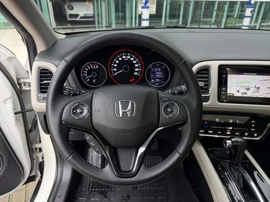 HONDA-HR-V-2019