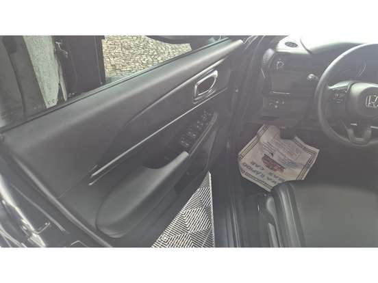 HONDA-HR-V-2025