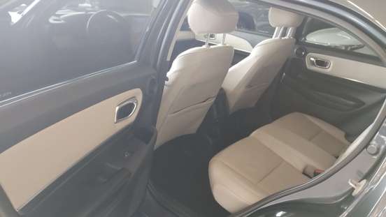 HONDA-HR-V-2023
