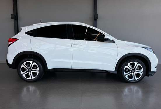 HONDA-HR-V-2016